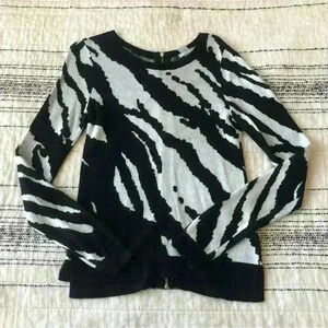 H&M Women’s Zebra Animal Print Wool Warm Preppy Prep Long Sleeve Sweater XS